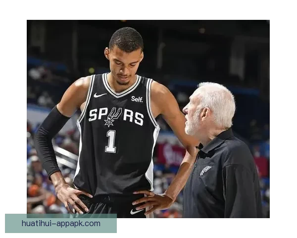 文班亚马单场狂砍41分创赛季新高八分四十秒完成NBA最快两双